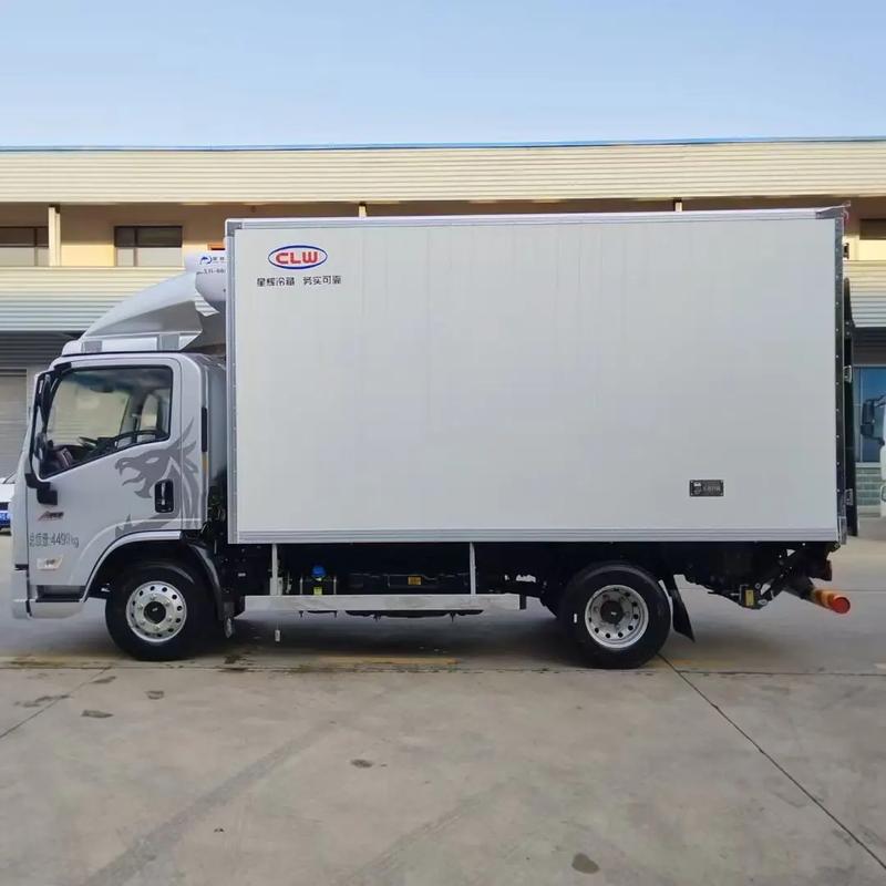 凍車貨運(yùn)冷凍貨運(yùn)車